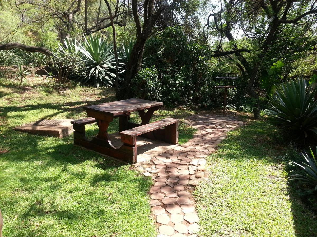 On Golden Pond - Mount Amanzi Lägenhet Hartbeespoort Exteriör bild